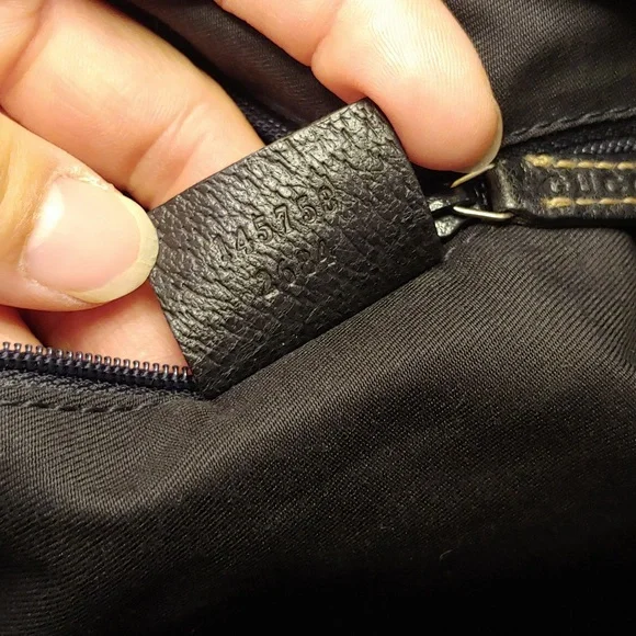 Authentic Gucci GG Monogram Supreme Sherry Web Pop Tote Bag - Picture 10 of 11